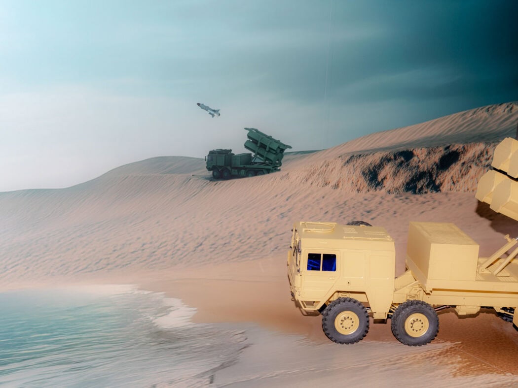 Messestand von Diehl Defence auf der IDEX